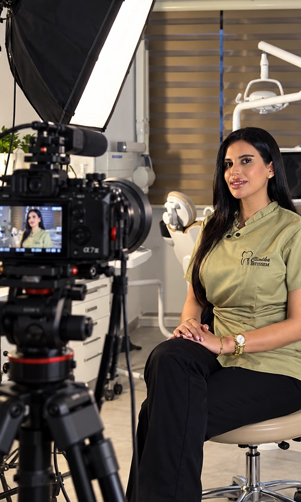 Dr Ibtissem Ben khalil Dentiste chirurgie Tunisie L'ouina Dr Tunisienne Dentiste Tunisienne Dentiste aouina DANA CREATIVE AGENCY AGENCE MARKETING TUNISIE BOIT DE DEV